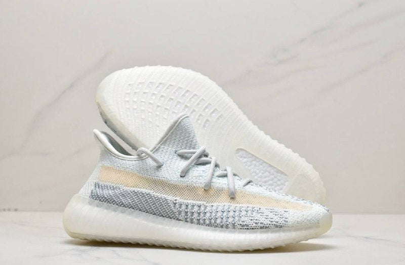 Обувки Yeezy 350 V2 Cloud White