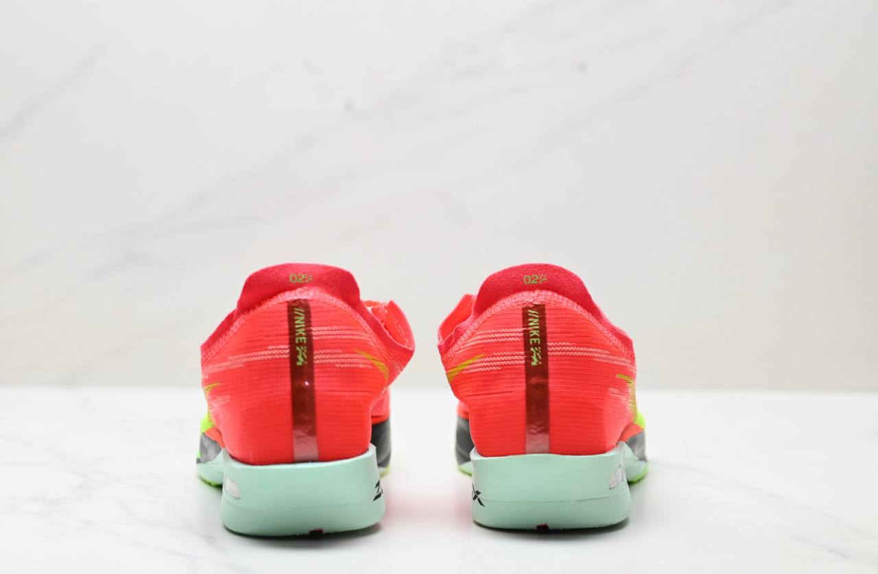 Обувки ZoomX Streakfly 2 Bright Crimson Lime Blast