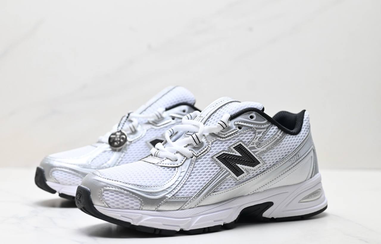 Обувки New Balance 740 U740NW2