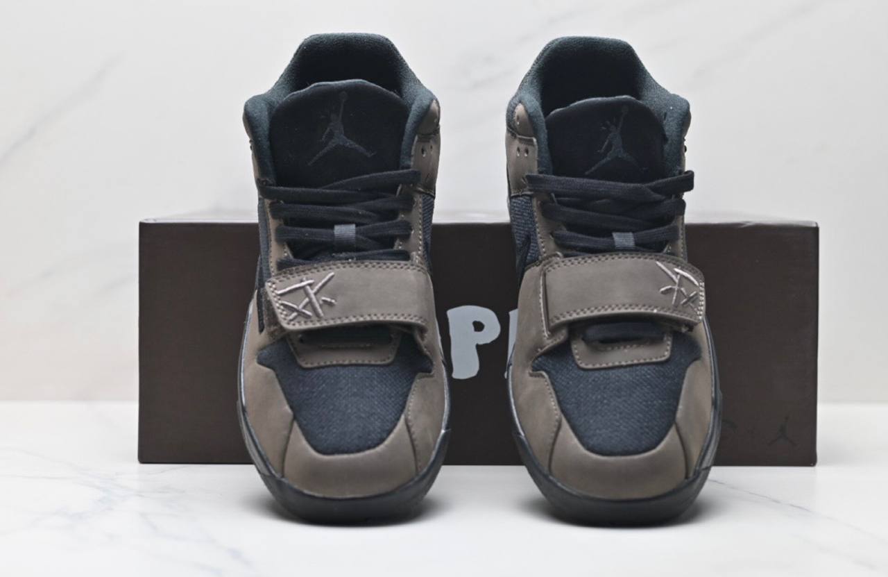 Обувки Air Jordan Jumpman Jack TR Travis Scott Dark Mocha
