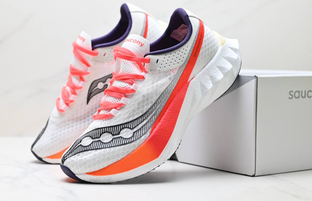 Обувки Saucony Endorphin Pro 4
