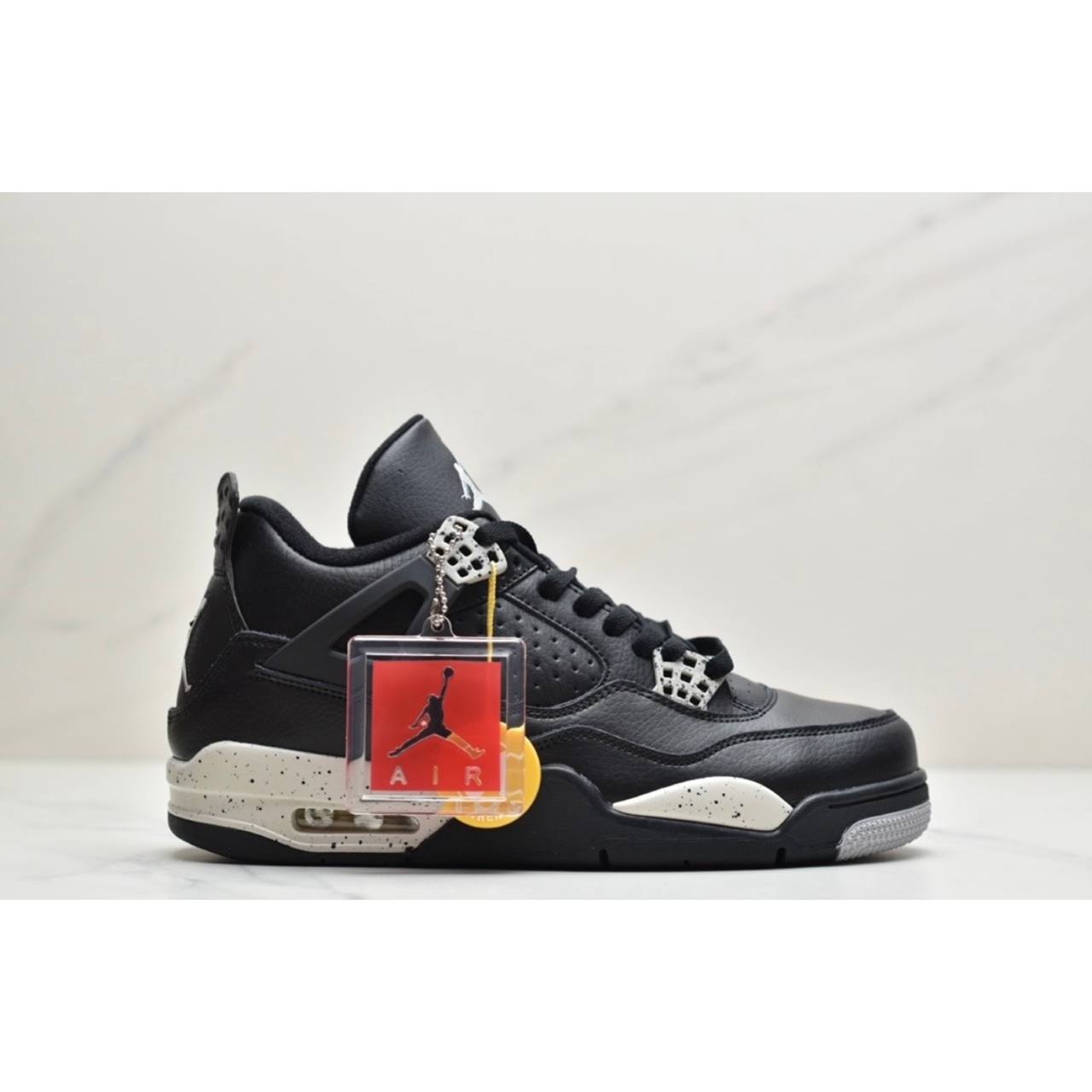 Обувки AJ 4 Retro Black Oreo