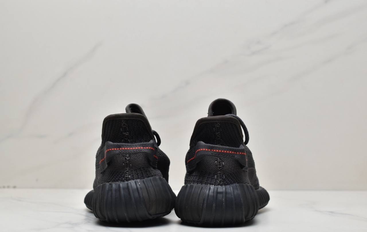 Обувки Yeezy 350 V2 Statick Black Reflective