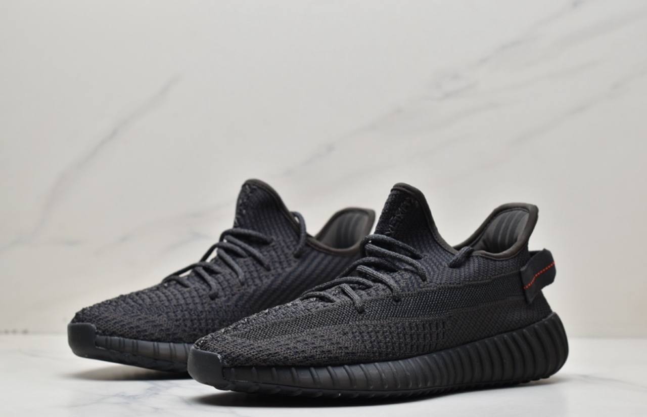 Обувки Yeezy 350 V2 Statick Black Reflective