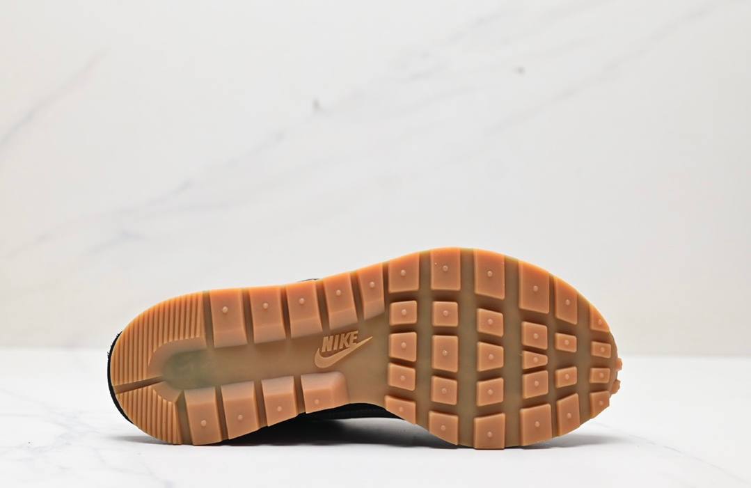 Обувки Sacai VaporWaffle
