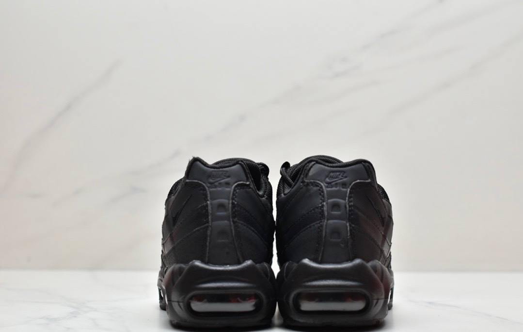 Обувки Air Max 95 All Black
