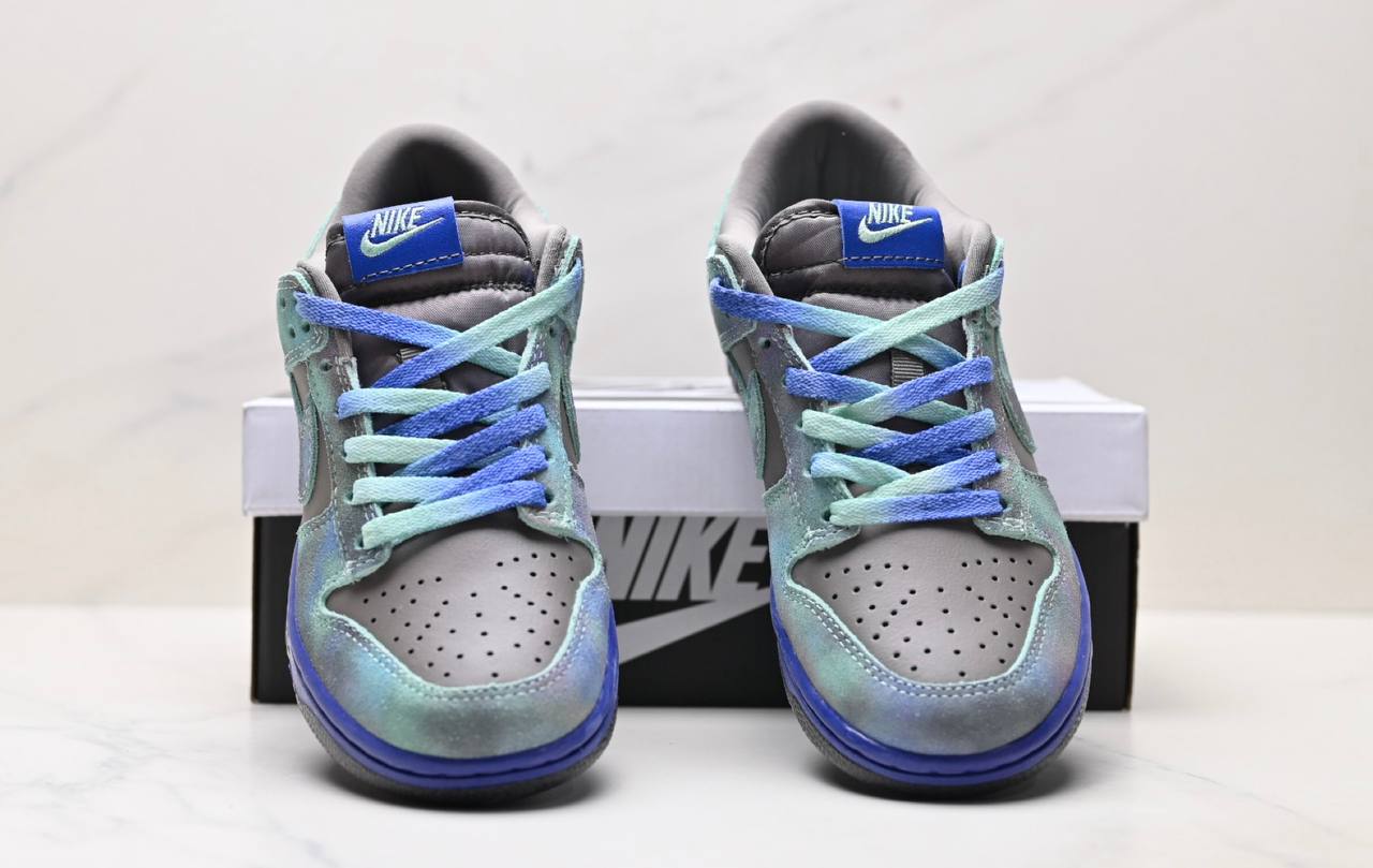 Обувки Dunk Low SE