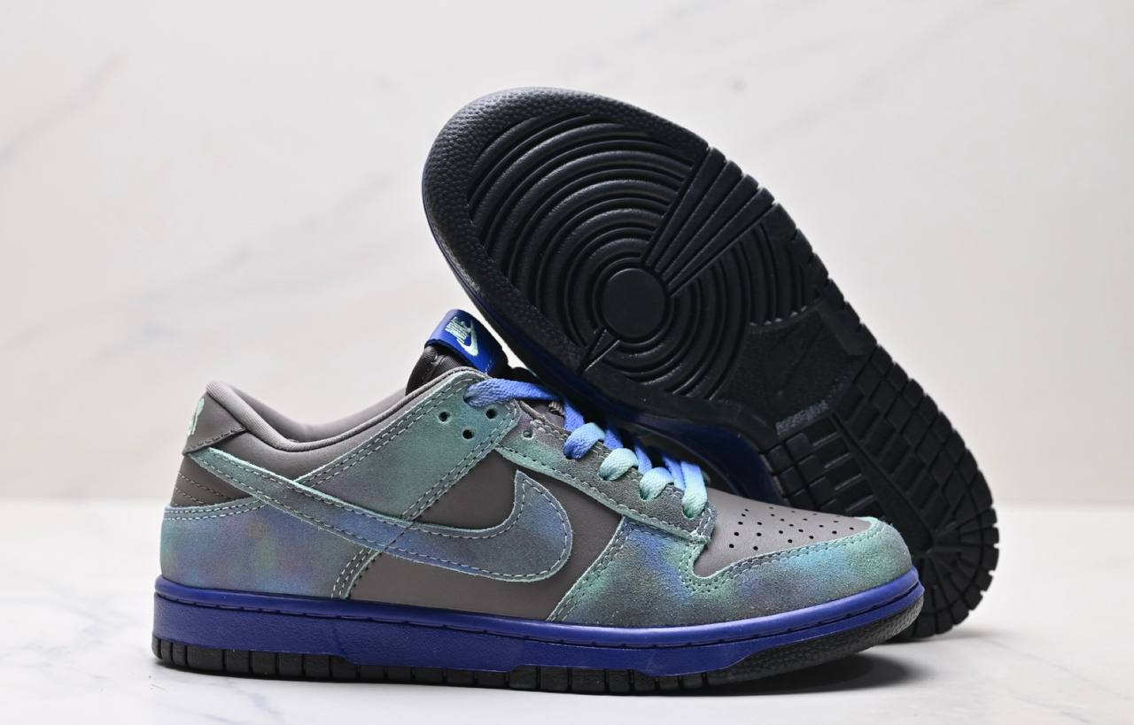 Обувки Dunk Low SE