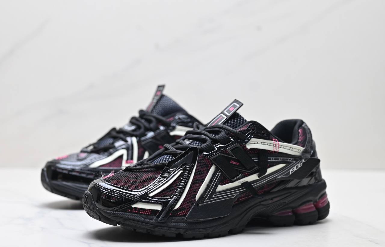 Обувки New Balance 1906 Dragon Berry