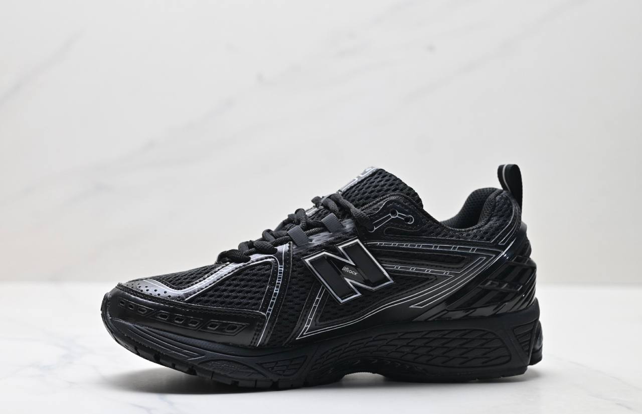 Обувки New Balance M1906RCH