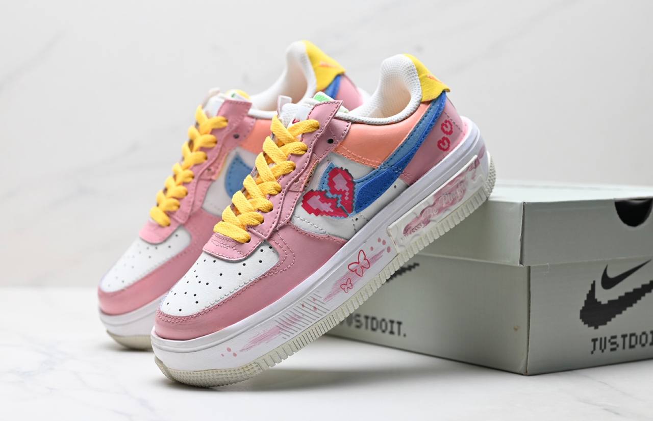 Обувки Air Force 1 '07 Pixel Sweetheart