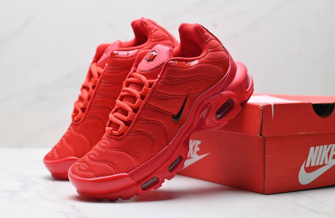 Обувки Air Max Plus TN Red
