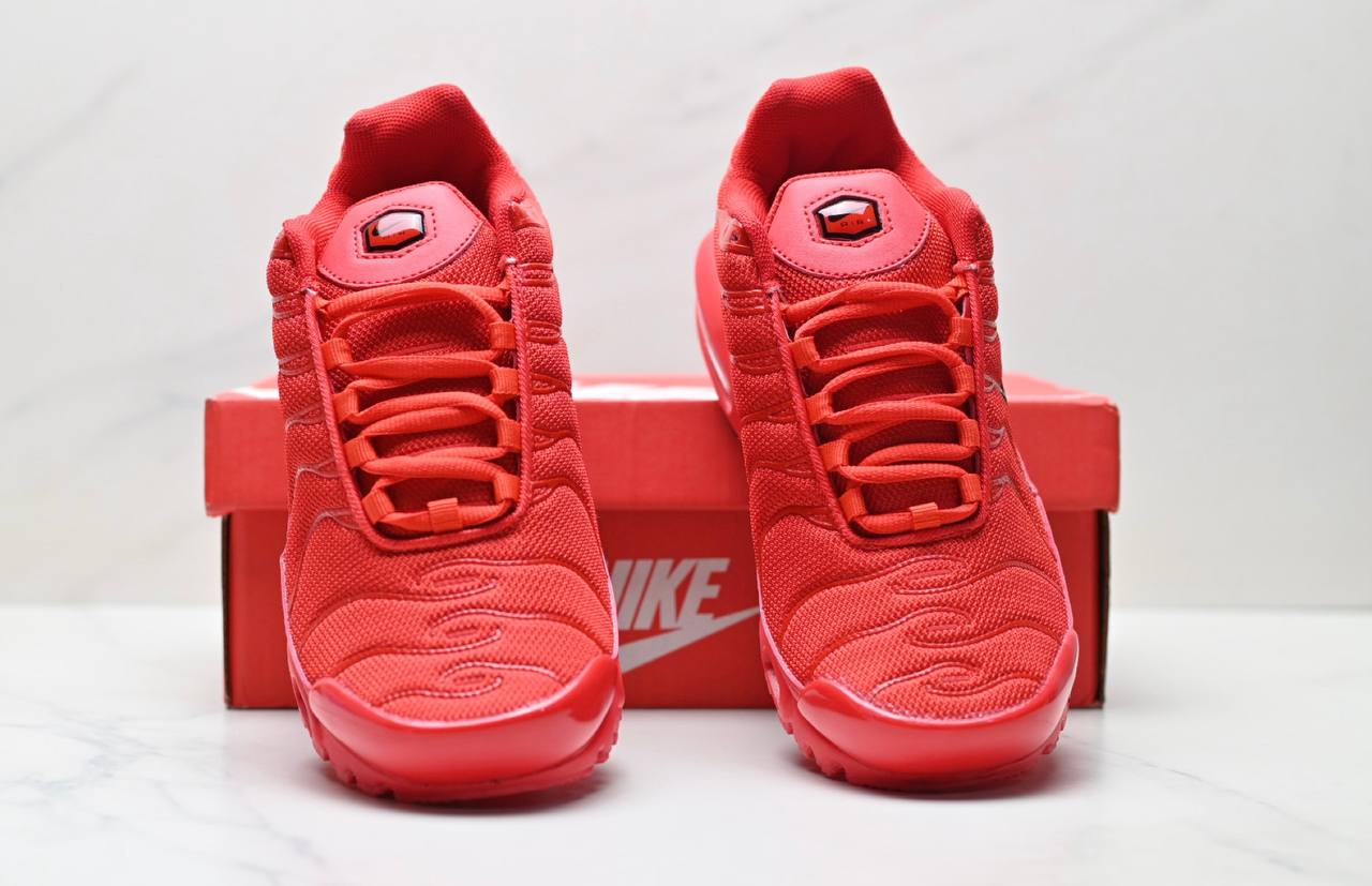 Обувки Air Max Plus TN Red