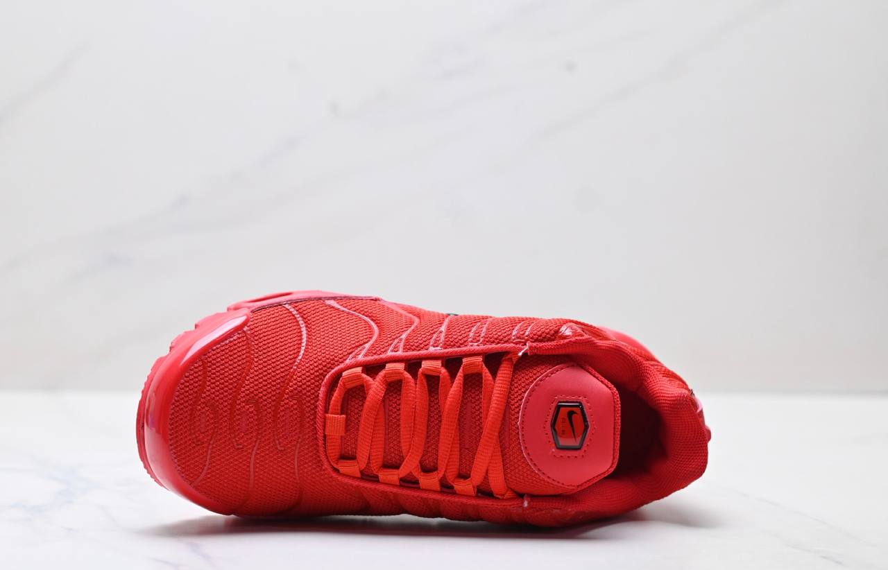 Обувки Air Max Plus TN Red