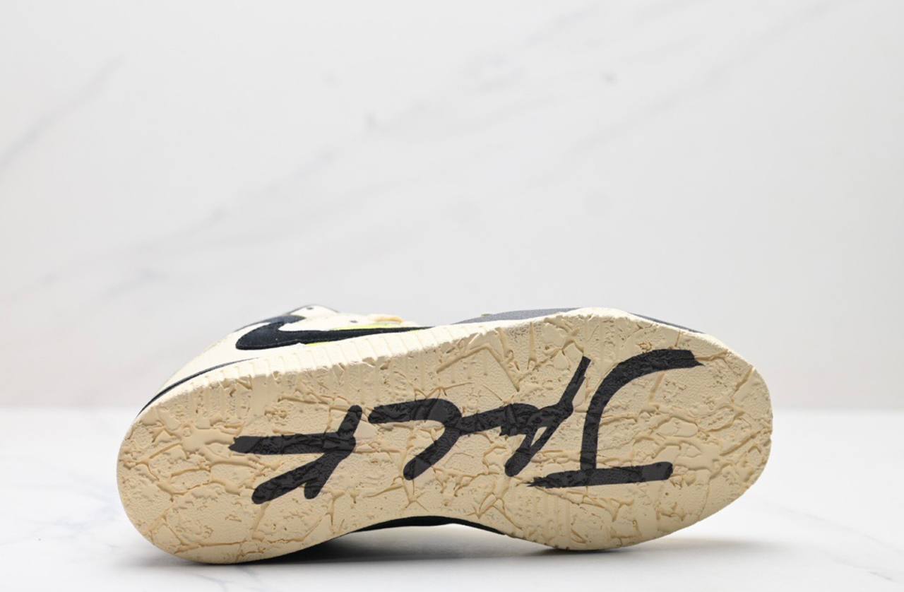 Обувки Air Jordan Jumpman Jack TR Travis Scott Bright Cactus