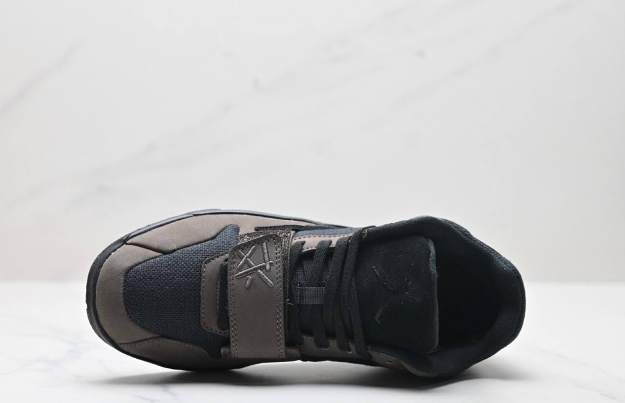 Обувки Air Jordan Jumpman Jack TR Travis Scott Dark Mocha
