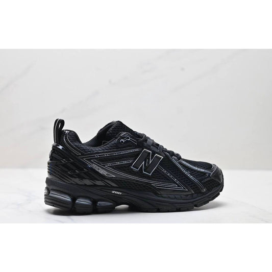 Обувки New Balance M1906RCH