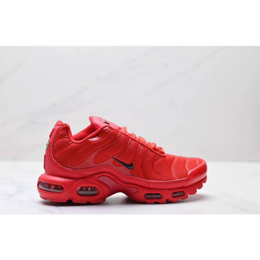 Обувки Air Max Plus TN Red