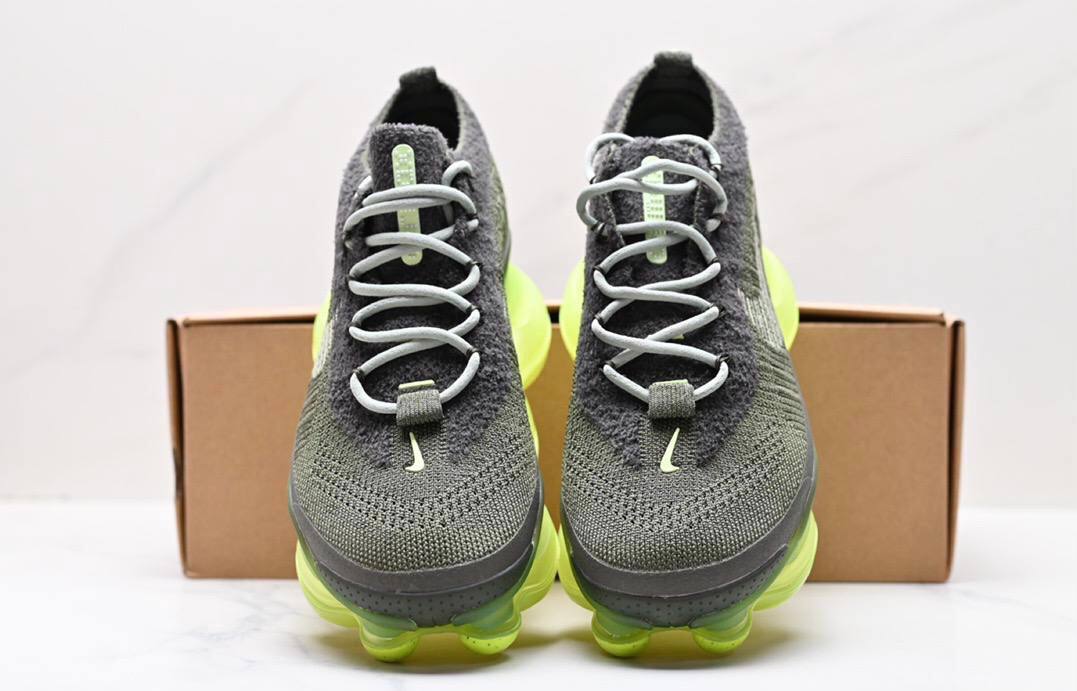 Обувки Scorpion Flyknit Barely Volt